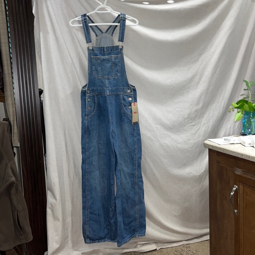 NWT Levi’s Overalls